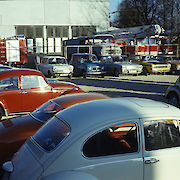 Man beachte den damals schon historischen Renault R4 im Hintergrund